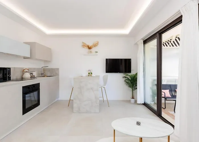 Elegant In Cap D'antibes - Wifi - Clim Et Parking * Αντίμπ